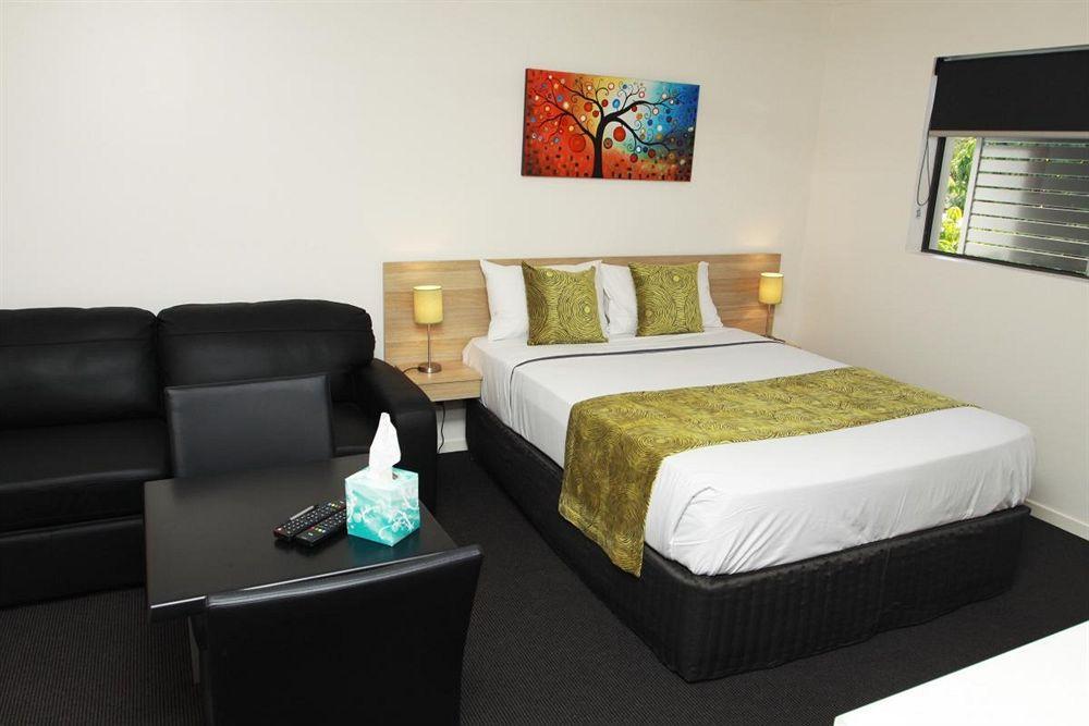 Abode37 Motel Emerald Exterior foto