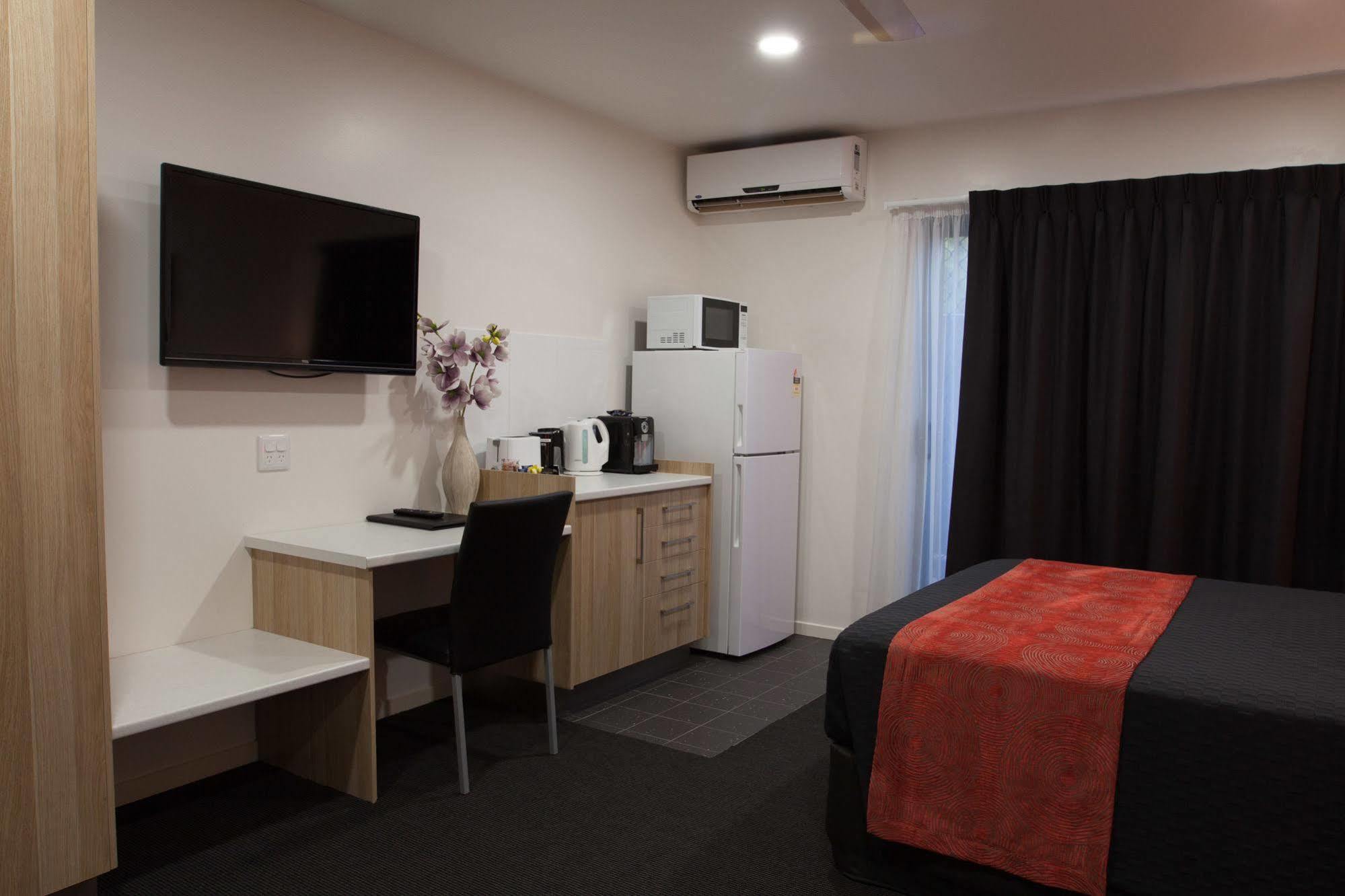 Abode37 Motel Emerald Exterior foto